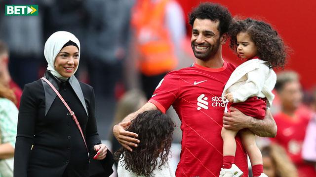 محمد صلاح و همسرش